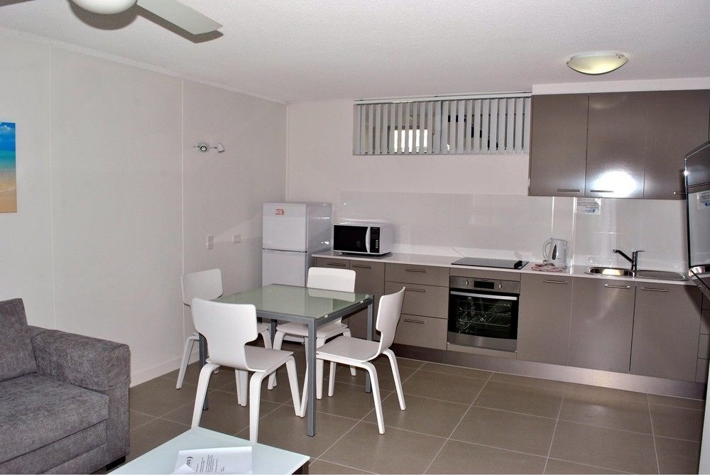 The Shore Apartments - Beachfront Χρυσή Ακτή Εξωτερικό φωτογραφία