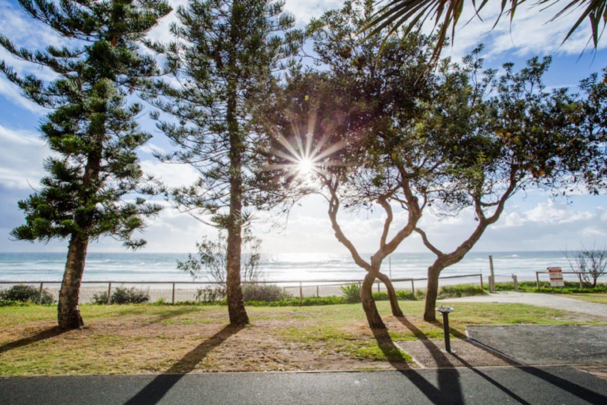 The Shore Apartments - Beachfront Χρυσή Ακτή Εξωτερικό φωτογραφία